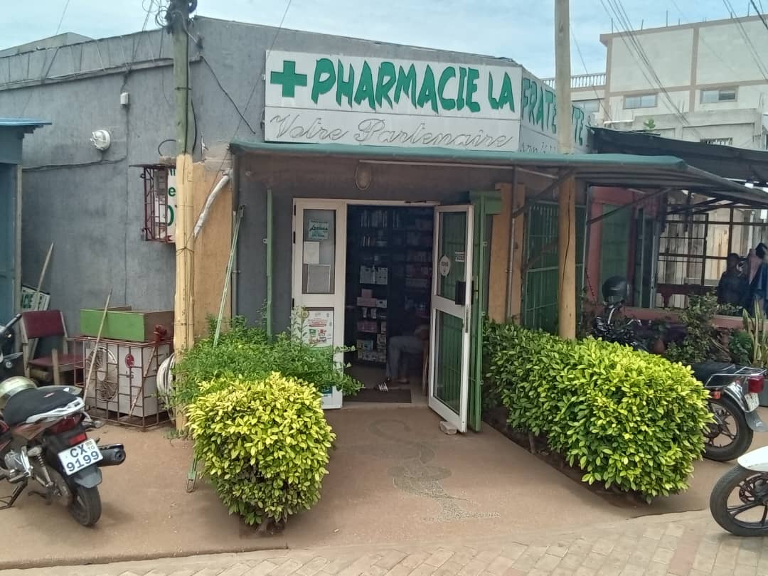 Pharmacie la FRATERNITE